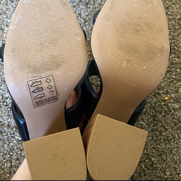 Strap Heels - Picture 4 of 4